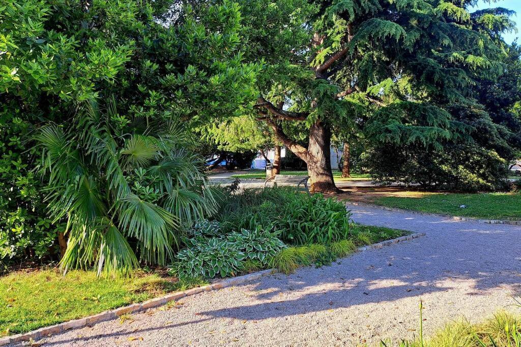 Ellity Apartment Crikvenica Luaran gambar