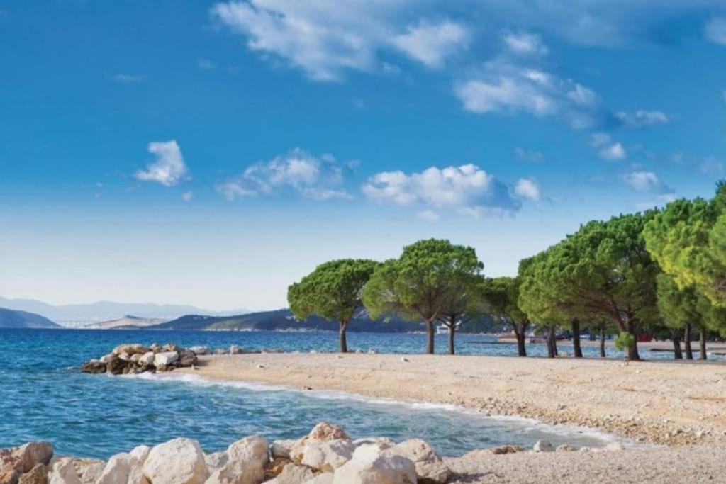 Ellity Apartment Crikvenica Luaran gambar