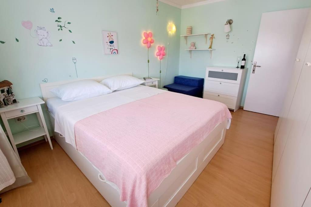 Ellity Apartment Crikvenica Luaran gambar