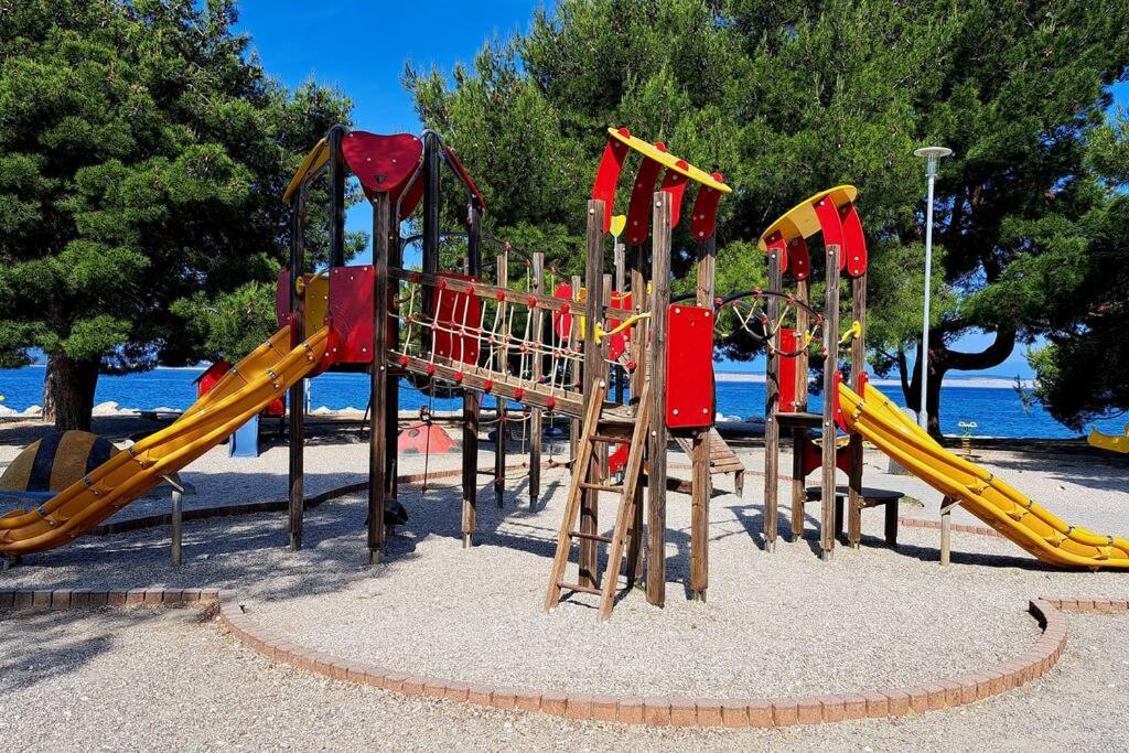 Ellity Apartment Crikvenica Luaran gambar