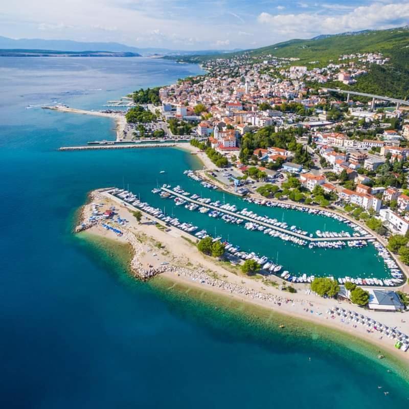 Ellity Apartment Crikvenica Luaran gambar