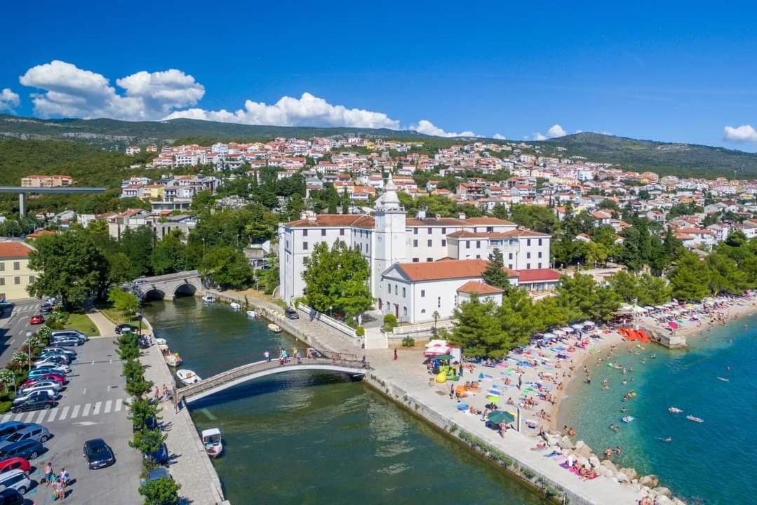 Ellity Apartment Crikvenica Luaran gambar
