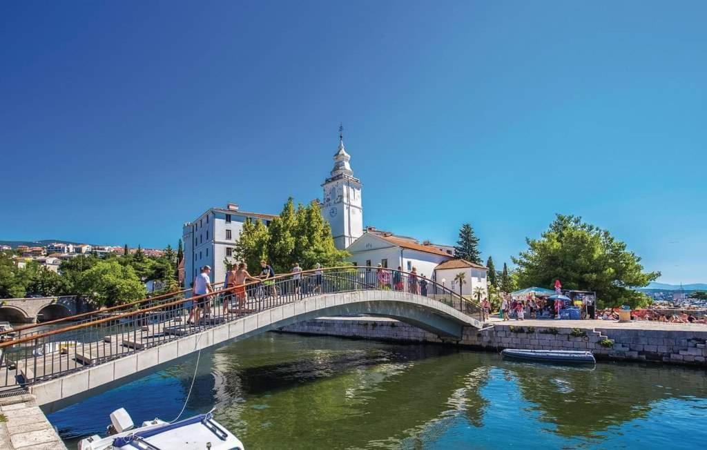 Ellity Apartment Crikvenica Luaran gambar