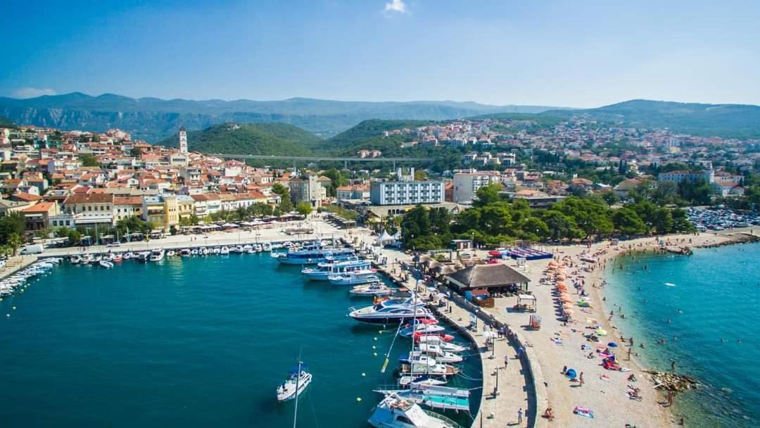Ellity Apartment Crikvenica Luaran gambar